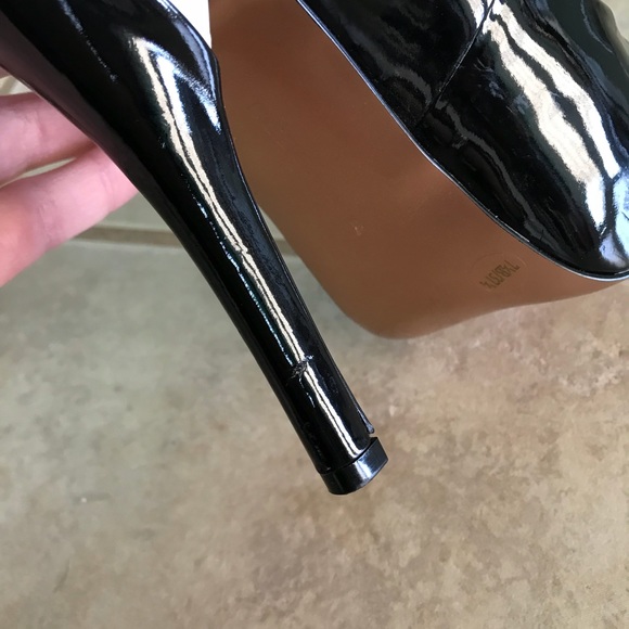 BCBGeneration Pumps - Picture 5 of 7